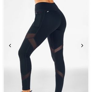 Fabletics motion 365 mesh mid rise black leggings